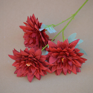 Fiore di seta artificiale della dalia decorativo