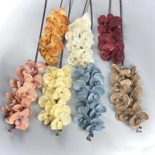 Decorazione artificiale di orchidea farfalla