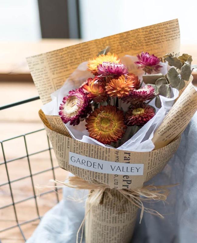 dried plant bouquet