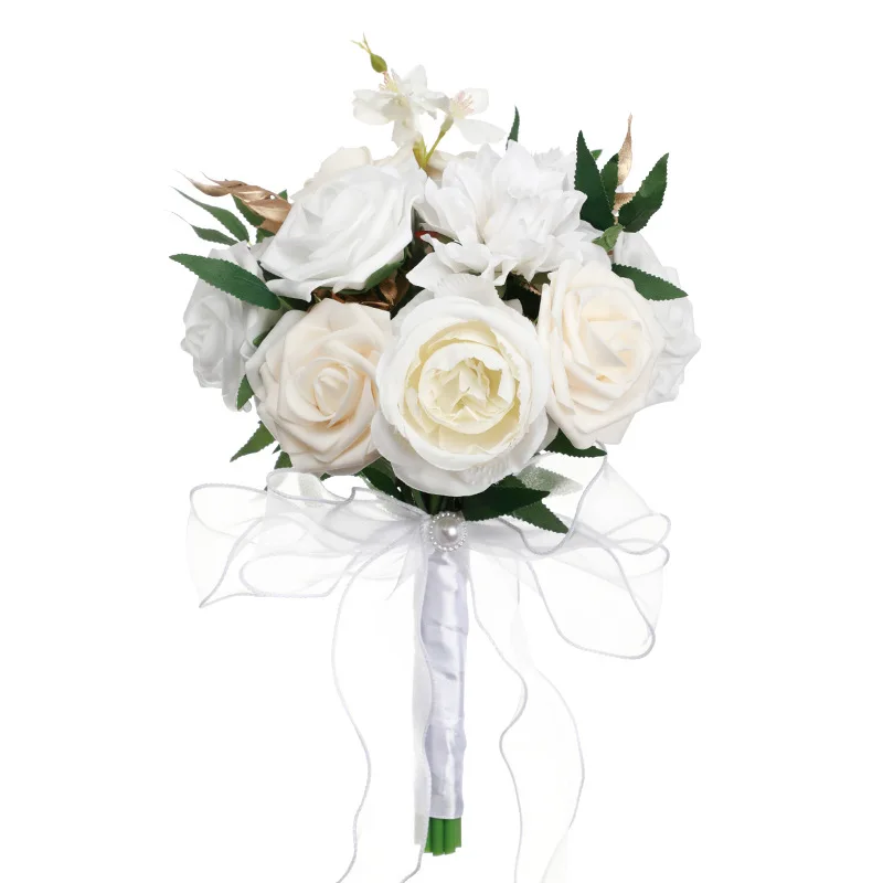 Bouquet da sposa con rose artificiali