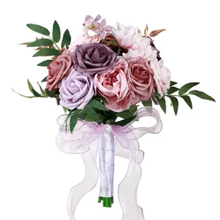 Bouquet da sposa con rose artificiali