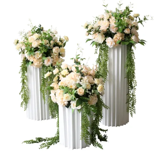 Sfera dei fiori di nozze della rosa di champagne