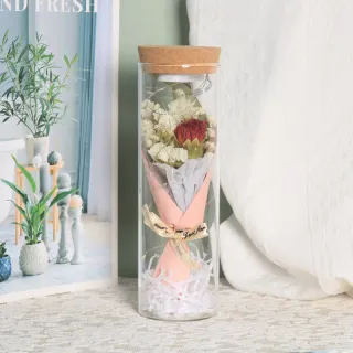 Bouquet Di Fiori Secchi Con Bottiglia Di Vetro