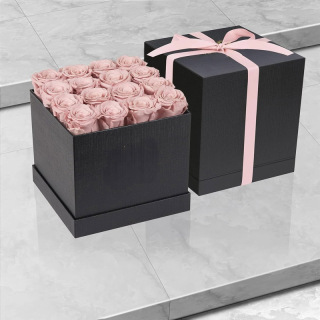 Confezione regalo con 16 teste di fiori stabilizzati