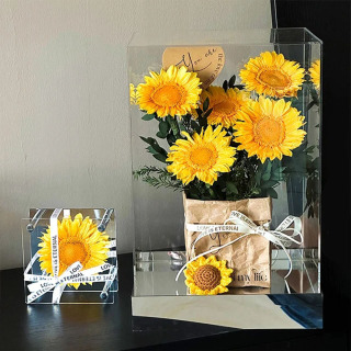 Bouquet di girasoli stabilizzati in scatola acrilica