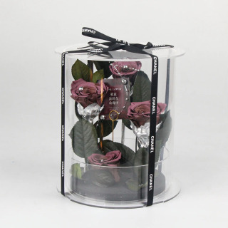 Rose stabilizzate in scatole circolari acriliche