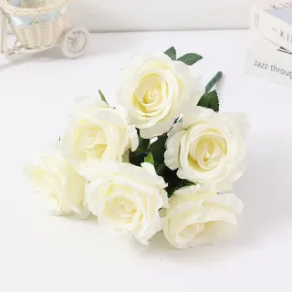 Faux Roses kültéri selyemvirágok