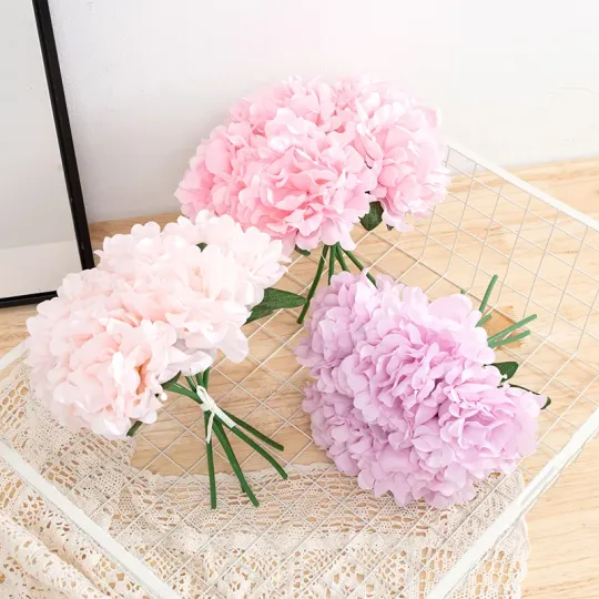 Шелковый букет гортензий для домашнего декора