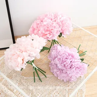 Decorazione per la casa con bouquet di ortensie in seta