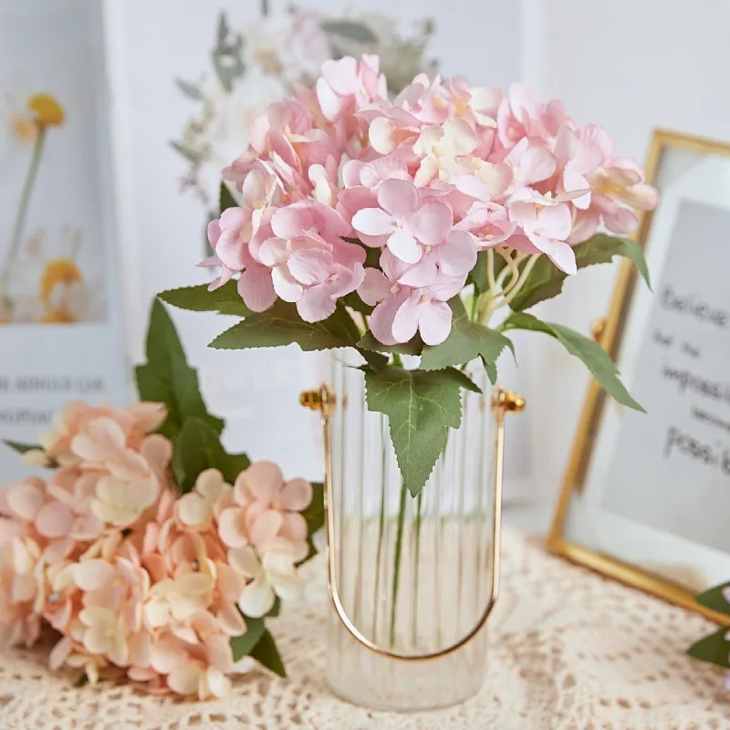 Fleurs artificielles d'hortensia à tige courte