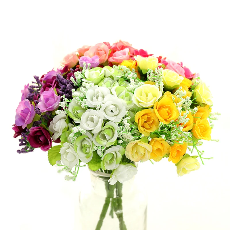 Decorazione artificiale per feste con piccole rose