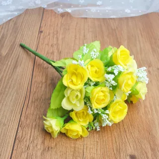 Bouquet di rose artificiali con 20 teste piccole