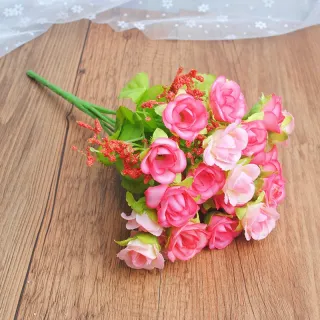 Bouquet di rose artificiali con 20 teste piccole