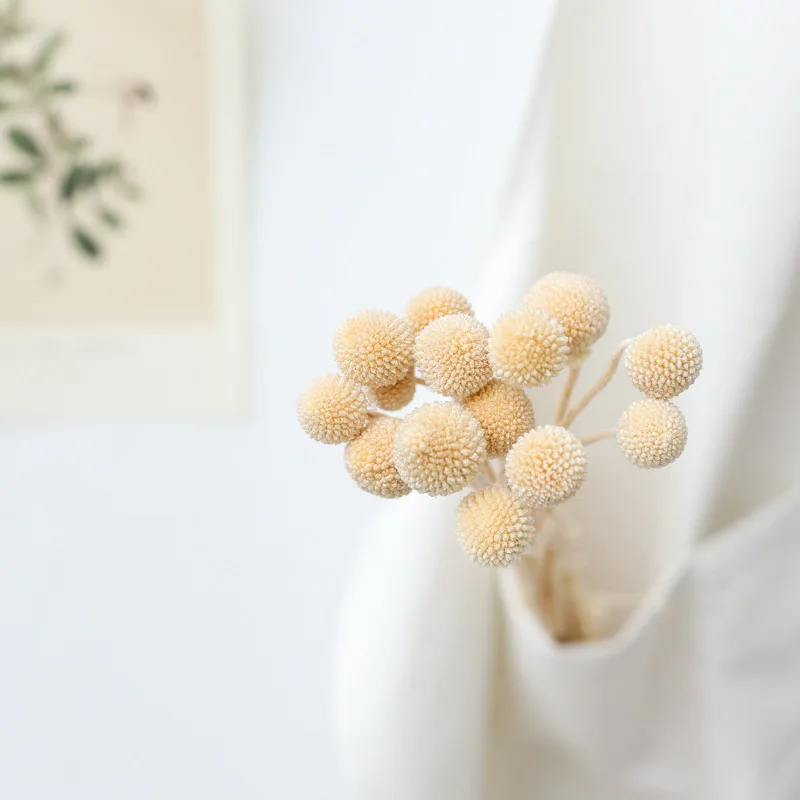 dried flower bouquet