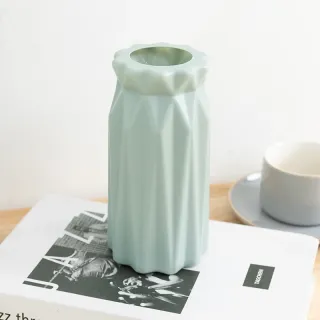 Hiasan Rumah Pasu Plastik Gaya Nordic