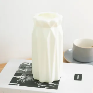 Hiasan Rumah Pasu Plastik Gaya Nordic