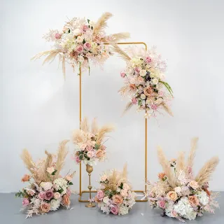 Arche de mariage artificielle en herbe de pampa florale