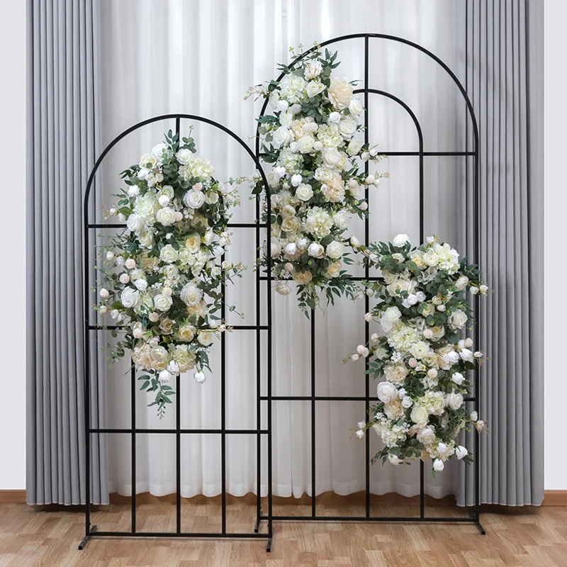 Decorazioni per matrimoni in fila di fiori artificiali