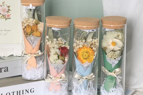 Bunga Terpelihara VS Bunga Kering