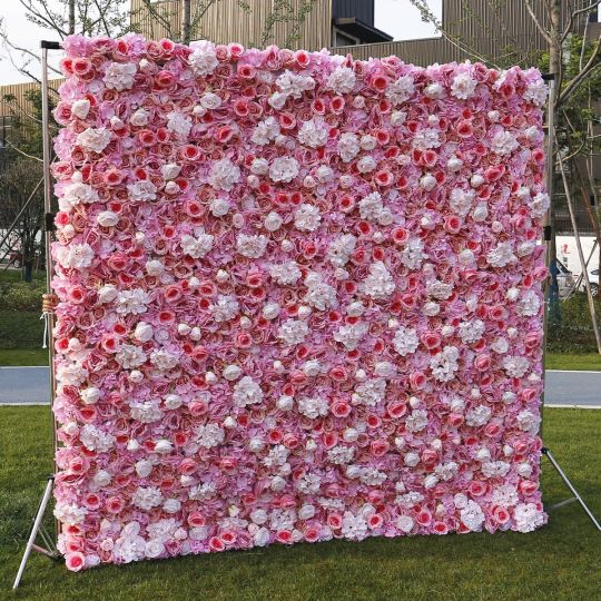 Розовый искусственный цветочный фон