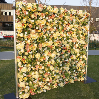 Decorazione di nozze con sfondo floreale giallo artificiale