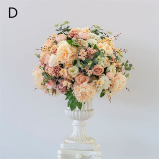 Centrotavola per matrimoni con palline di fiori artificiali di rose
