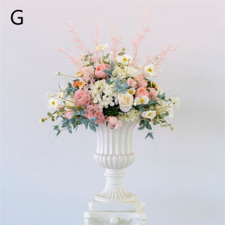Centrotavola per matrimoni con palline di fiori artificiali di rose