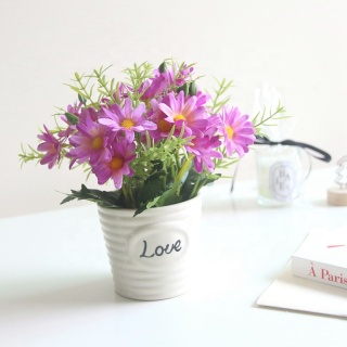 Desktop Potted Artificial Daisy