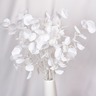 Branches artificielles de fausses feuilles d'eucalyptus