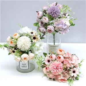 Bouquet di fiori artificiali sfusi misti di ortensie margherite e rose