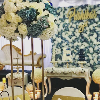 Puntelli per matrimoni Supporto per fiori geometrico in metallo dorato