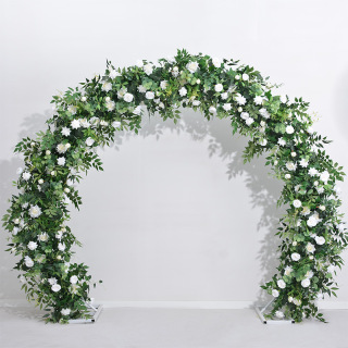 Arco di fiori artificiali per la decorazione della fila di nozze