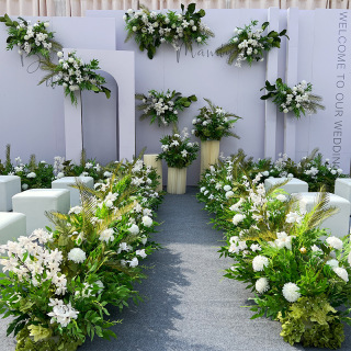 Centrotavola di fiori artificiali per decorazioni per la tavola di nozze
