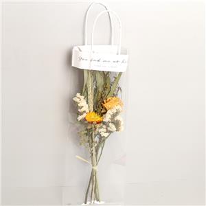 Bouquet di fiori di margherita naturale di fiori di rosa essiccati