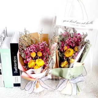 Decorazione di nozze bouquet di fiori secchi
