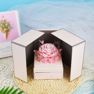 Confezione regalo con vera rosa eterna di alta qualità
