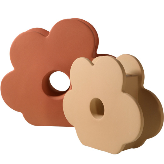 Kreative Porzellanvase in Blumenform