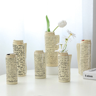 Vase en forme de rouleau de livre anglais, peinture dorée créative personnalisée