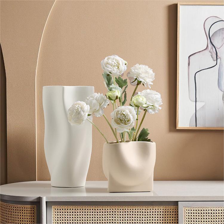 flower vases