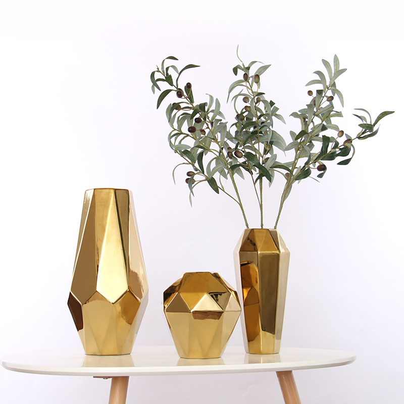 gold vase