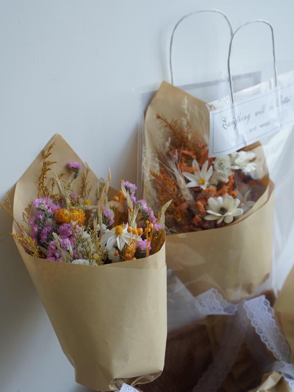 dried flowers