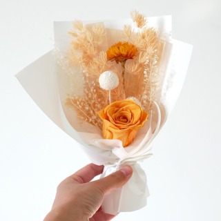 Mini bouquet di fiori eterni decorativi