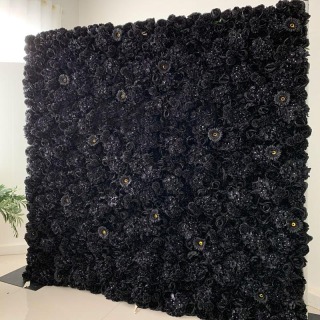 Decorazione da parete con fiore nero artificiale