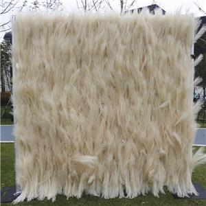 Muro artificiale di fiori di erba di pampa