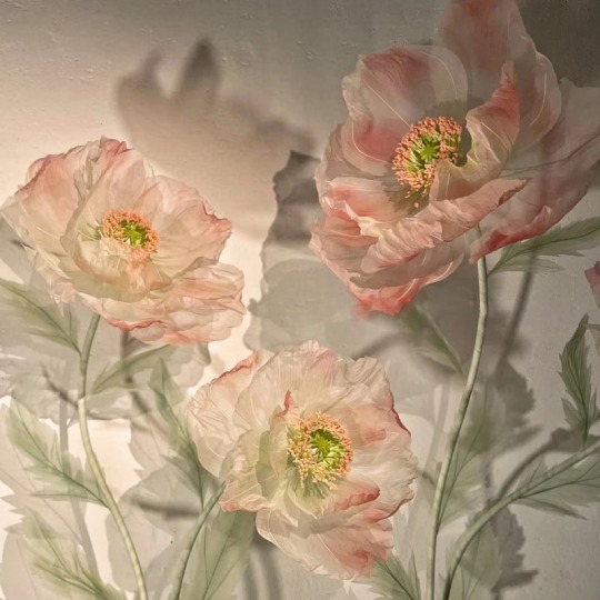 Romantische künstliche Riesenseidenblume