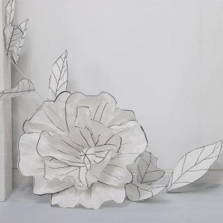 Décoration murale fleur géante en papier
