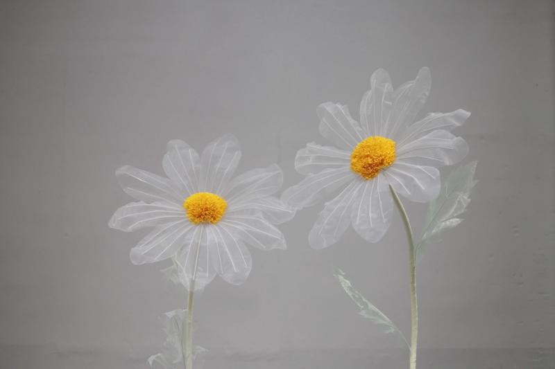 giant silk flower