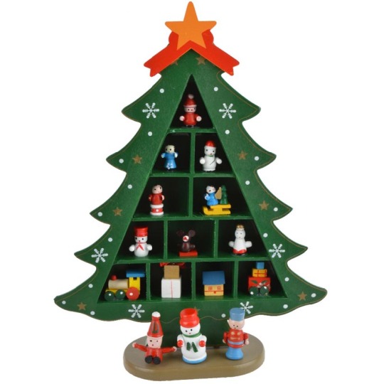 Albero di Natale con ornamenti in legno in miniatura