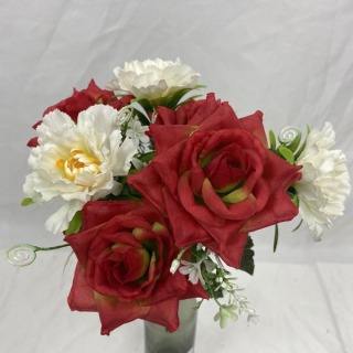 Bouquet di rose miste in seta per decorazione funebre