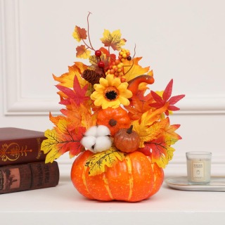 Decorazione di foglia d'acero zucca di Halloween